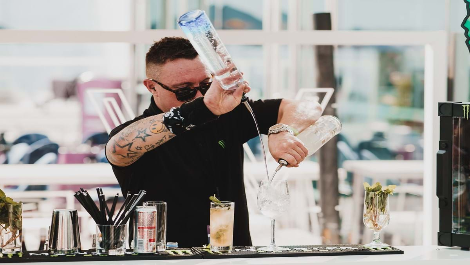 Harbour Club Turn 12